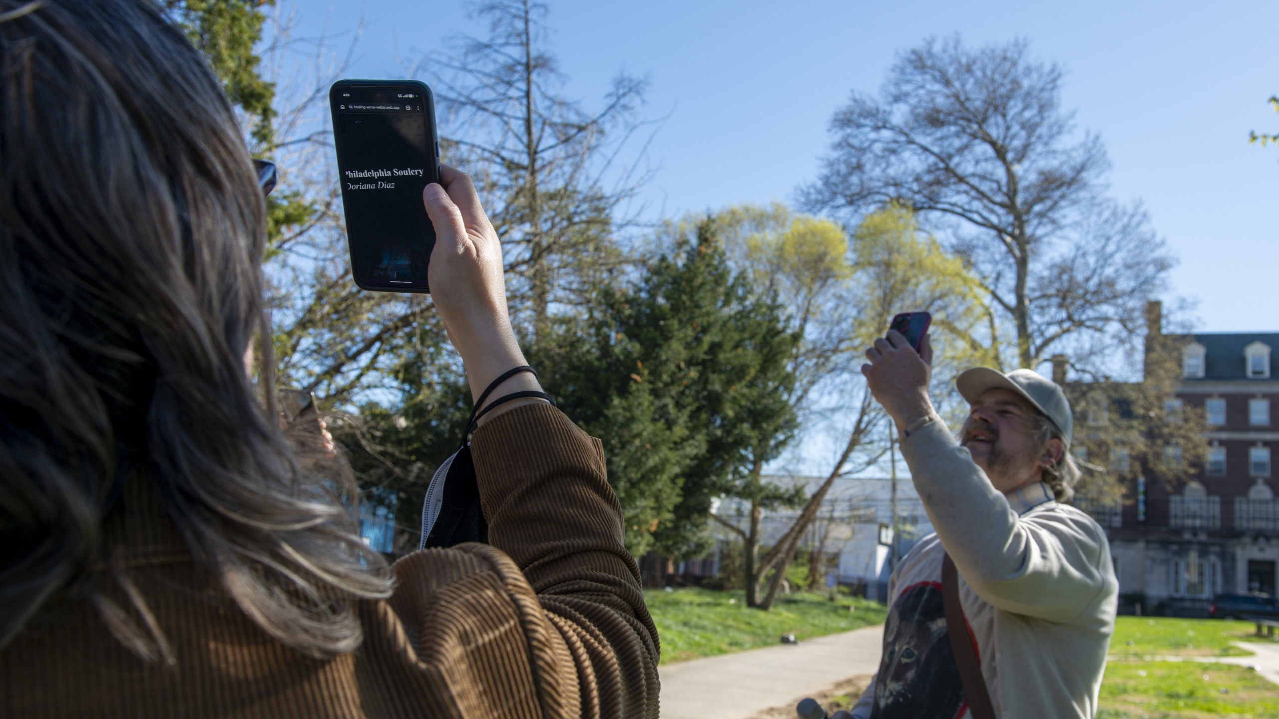 "Philadelphia Soulcry" by Doriana Diaz. Augmented reality by Dream Syndicate. Photo: Lori Waselchuk / Courtesy Bloomberg Philanthropies.